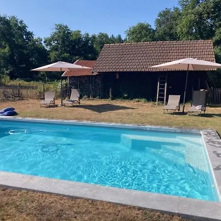 Le Maysouot Du Resinier بيت للعطل Losse
